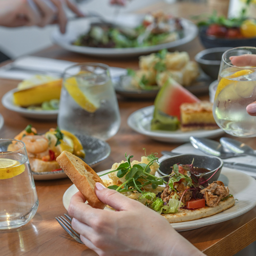 <p>FRENCH & GREEK LUNCH MENUS</p>